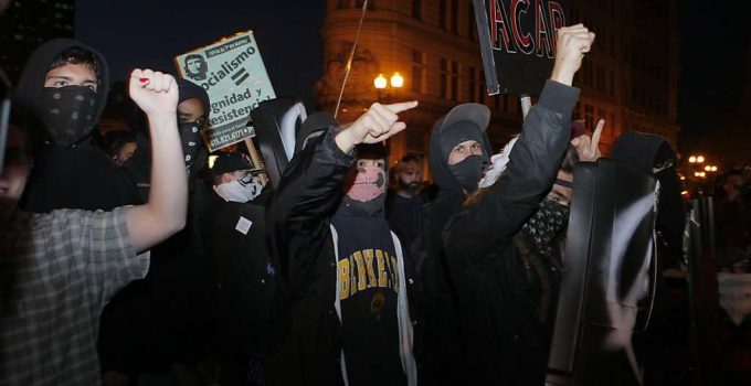 Berkeley Mayor Orders Police Stand Down, Provoking Violent Riots