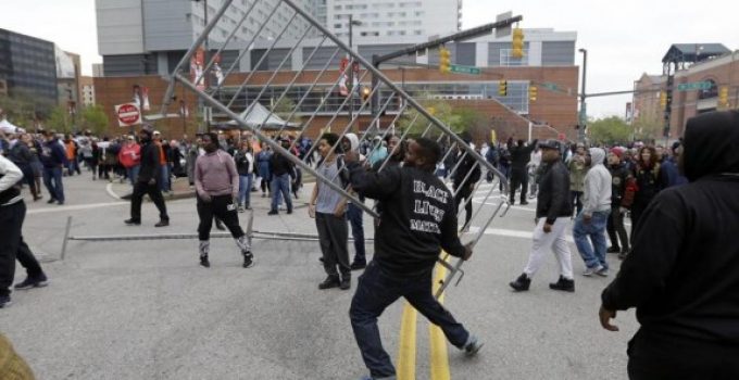Law Enforcement Now ‘De-Policing’ in Response to Obama’s ‘War on Police’