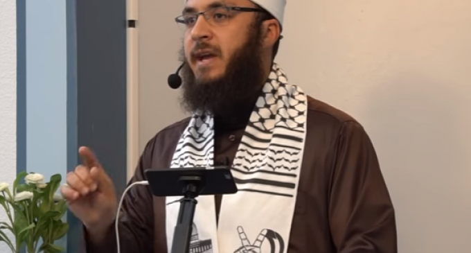 California Imam Prays to Allah to Annihilate All Jews