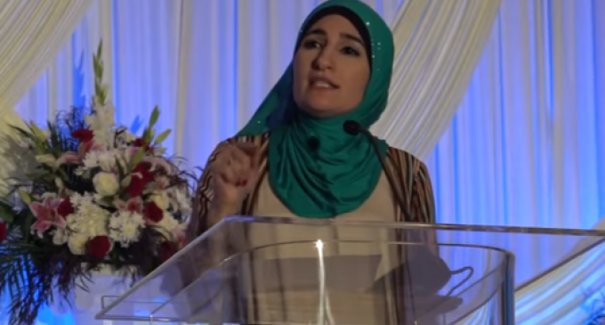 Sarsour Urges Muslims to ‘Not Assimilate’ and Begin Jihad Against Trump Admin