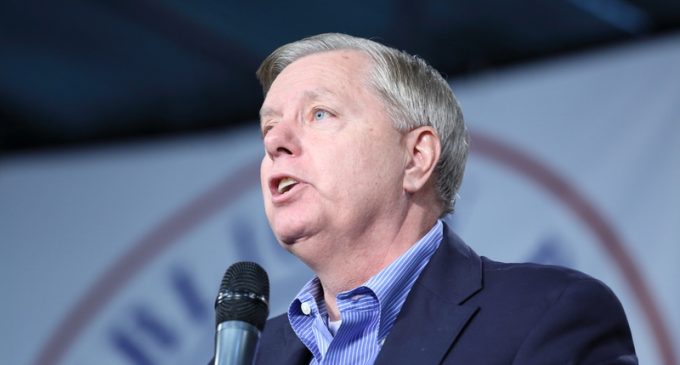 Graham Pushes Unconstitutional Bill to Prevent Trump From Firing Mueller