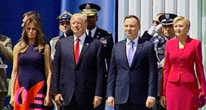 Polish Crowd Chants ‘USA!’ During Trump Event