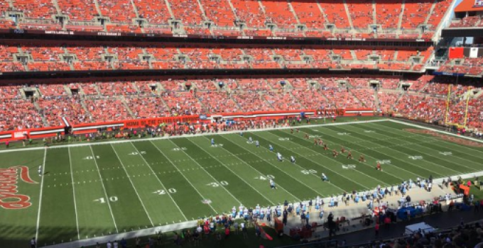 Photos: NFL Stadiums 7 Weeks After Trump Spoke Out About National Anthem