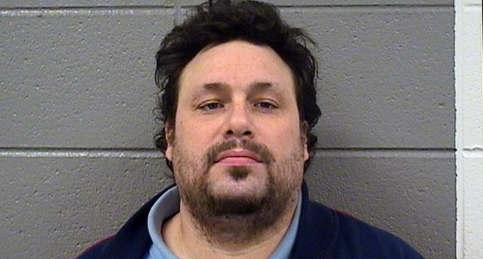 Chicago Man Claims to be “TransAge”, Not Guilty of Molesting Young Girls