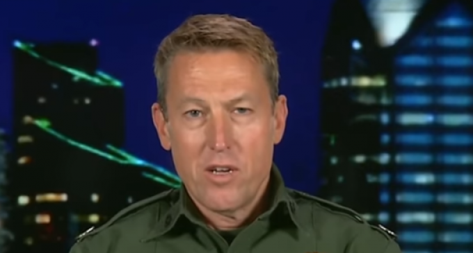 Border Agent: Migrants Used Women and Children as Human Shields