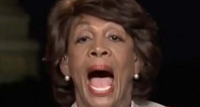 Photo: Maxine Water Flies First Class During Government Shutdown