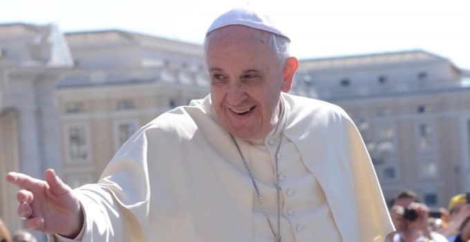 Pope Francis Funds Migrant Caravans