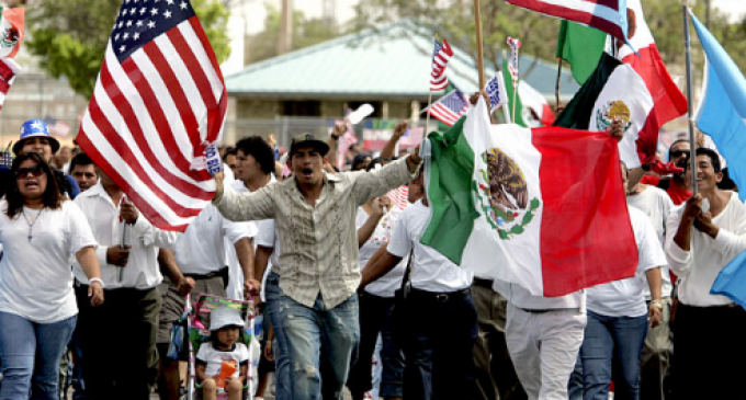 Pew: Illegal Immigrant Numbers Explode in Red States Ahead of 2020 Election