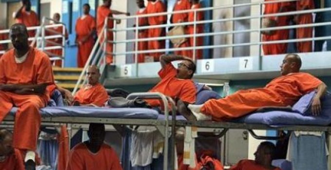 Ohio Jail Releases Hundreds of Inmates Due to Outbreak