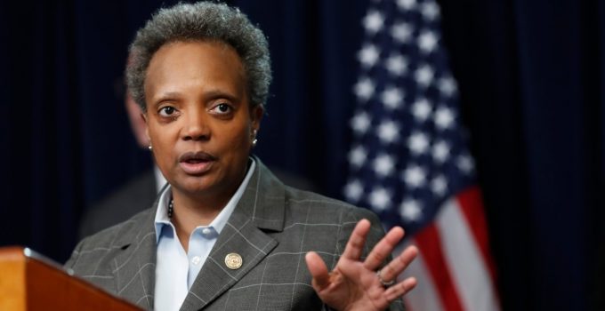 Chicago Mayor Lightfoot Pleads with Walmart, Other Retailers to not Abandon City