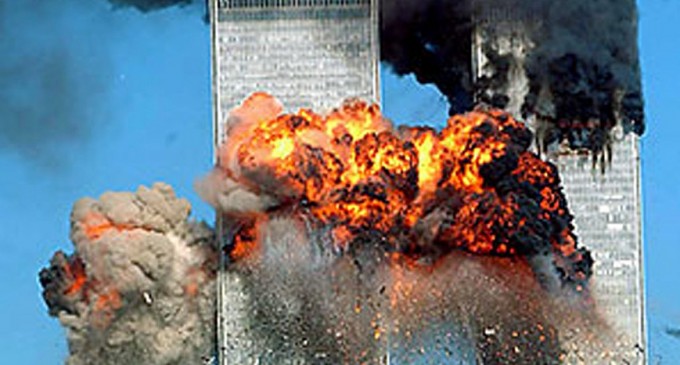 2000 Engineers: Controlled Detonations Took Down World Trade Center