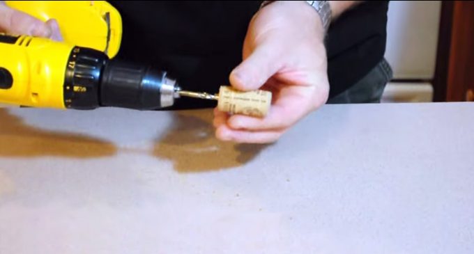 Be Prepared: Make an Emergency Oil Lamp in Under 5 Minutes