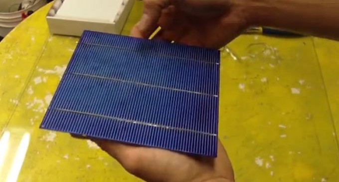 How To Get Cheap & Easy Off-Grid Power: DIY Solar Panel Video