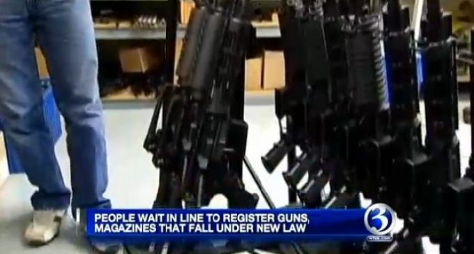 Many Connecticut Gun Owners Defy New Law