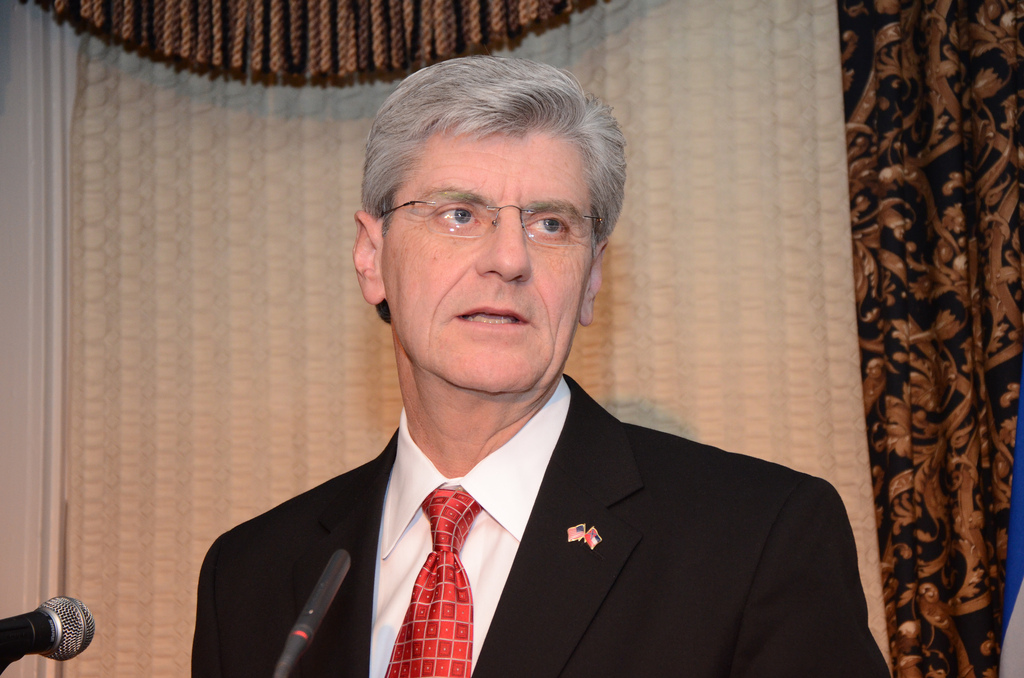 Mississippi Governor: I Will Block Federal Gov’t From Bringing In Illegals