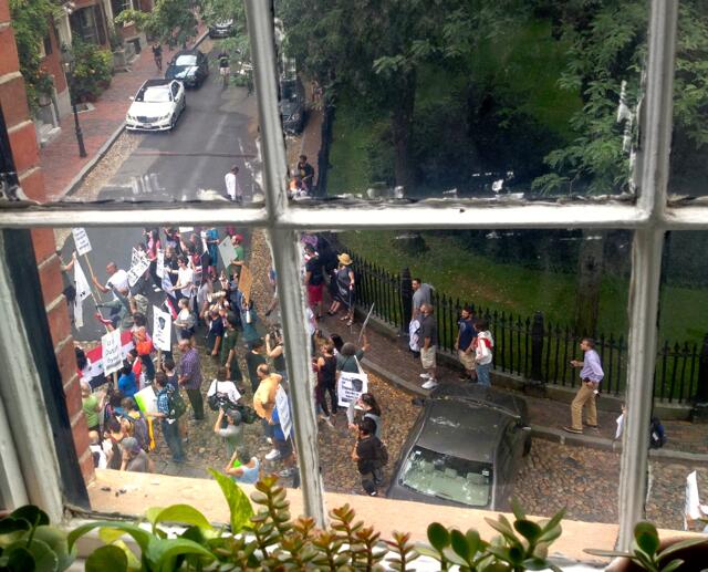 Angry Protesters Beseige John Kerry’s House