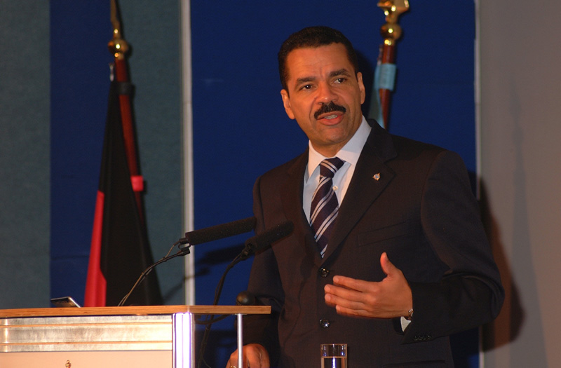 Interpol Chief: Arm Citizens Globally to Prevent Terror Attacks
