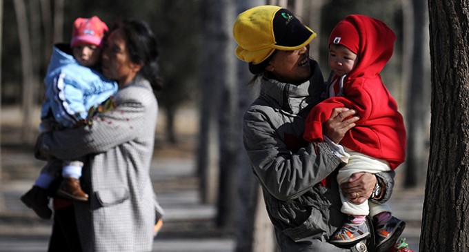 China Eases Notorious One-Child Policy And Abolishes Labor Camps