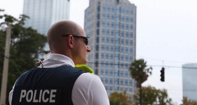 Florida Cop Arrested For Refusing To Remove Guy Fawkes Mask in Obamacare Protest