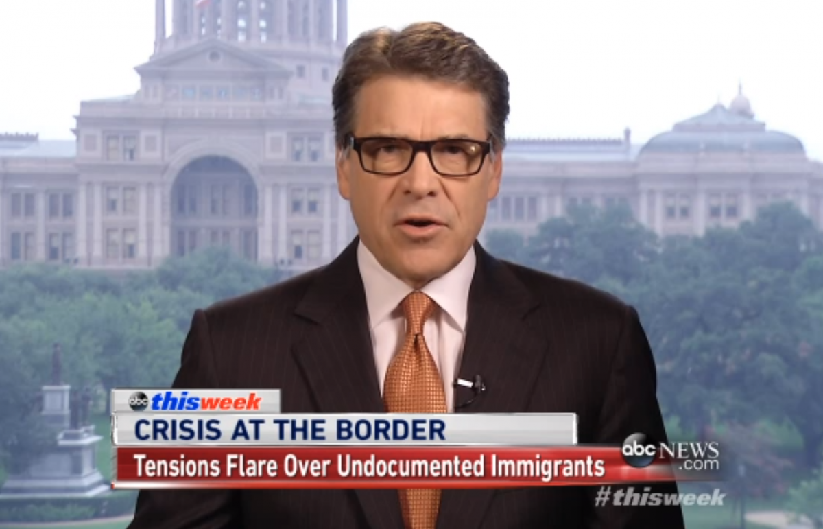 Texas Gov. Rick Perry Refuses To Shake Obama’s Hand – Accuses Him Of Intentionally Creating Crisis