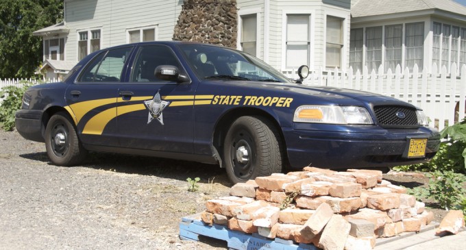 Oregon Police Called On People Who Fail Background Checks