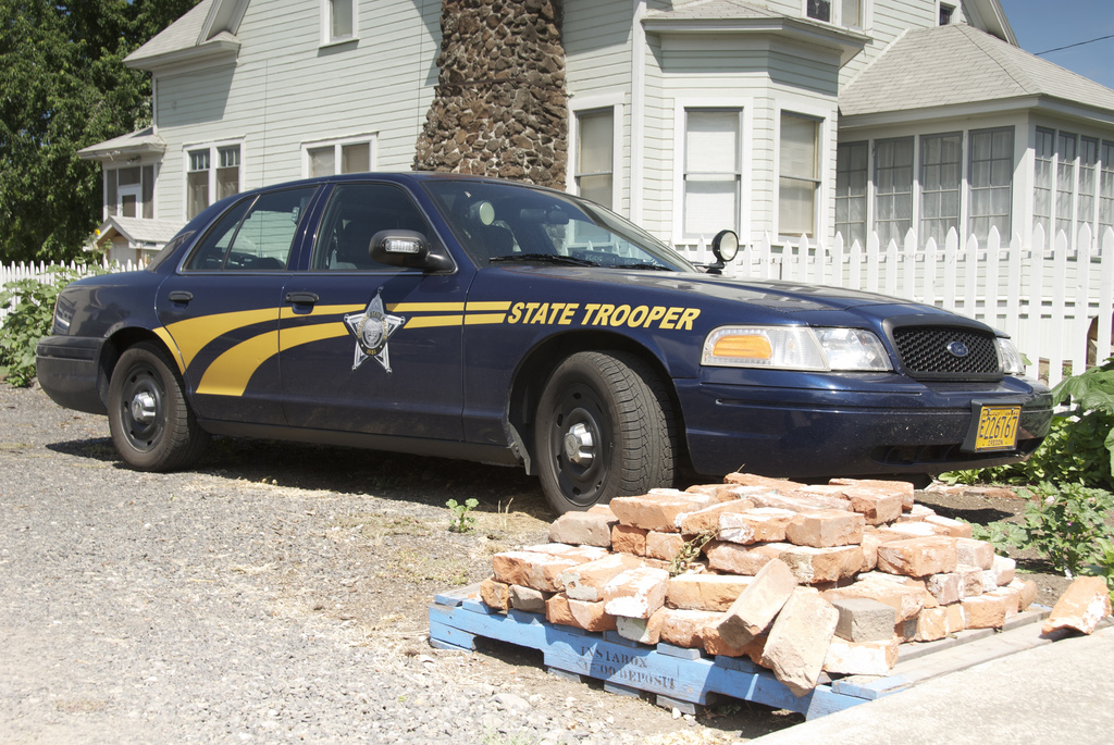 Oregon Police Called On People Who Fail Background Checks