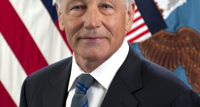 Hagel To Review Military’s Ban on Transgender People