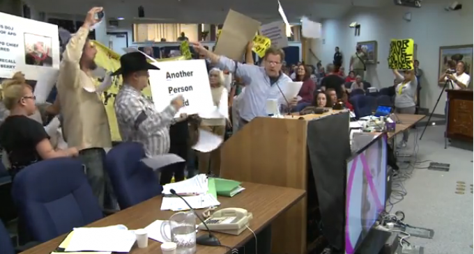 Albuquerque Protesters Take Over City Council – Attempt To Arrest Police Chief