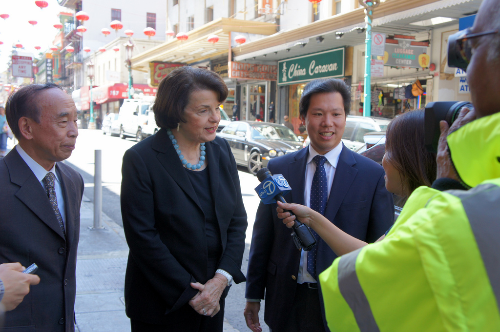 Dianne Feinstein’s Husband Sells Post Office Real Estate to His Friends
