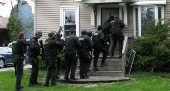 Police State: Federal Judge Rules Cops can Take Over Your Home as They See Fit