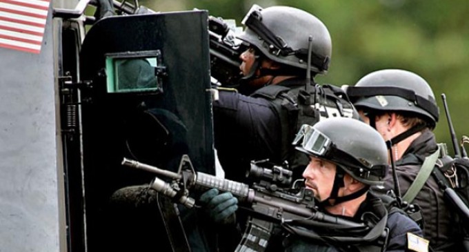 Obama Private Army: Dozens Of Paramilitary Federal SWAT Teams Formed